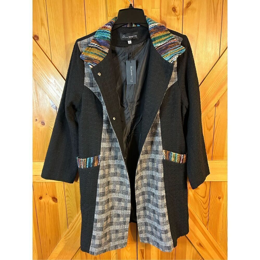 Black Plaid Jacket by DONNA WHITE Coats Size Large nwt (4912)